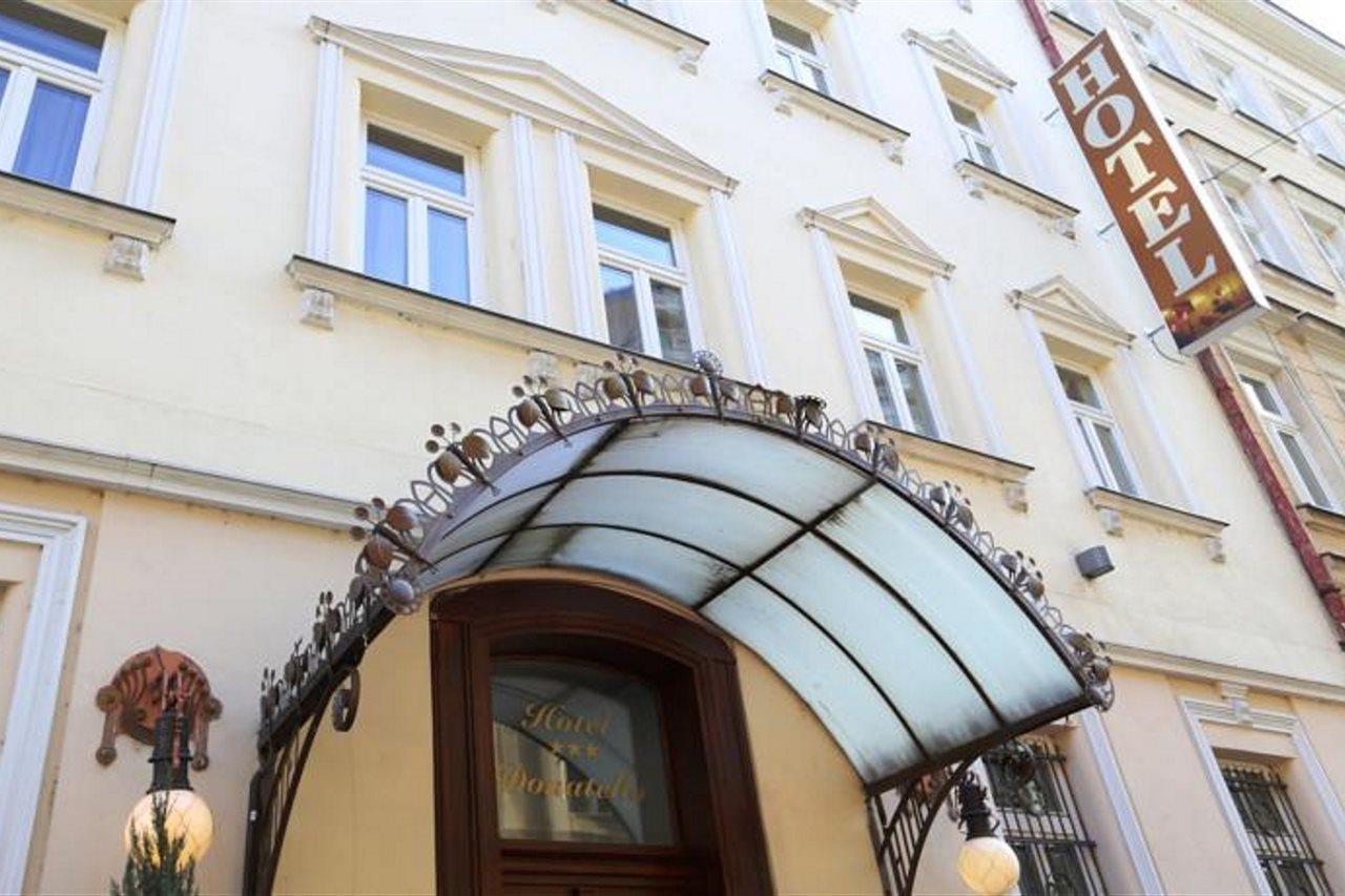Hotel Donatello Prága Kültér fotó