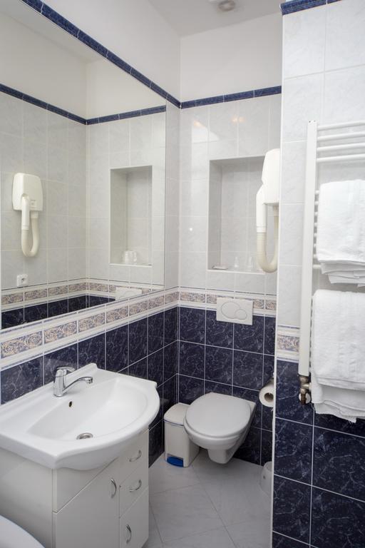 Hotel Donatello Prága Kültér fotó