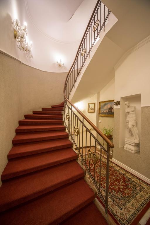 Hotel Donatello Prága Kültér fotó