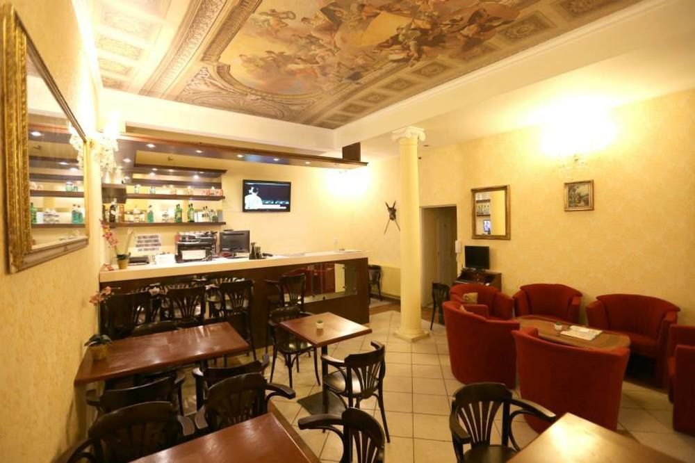 Hotel Donatello Prága Kültér fotó
