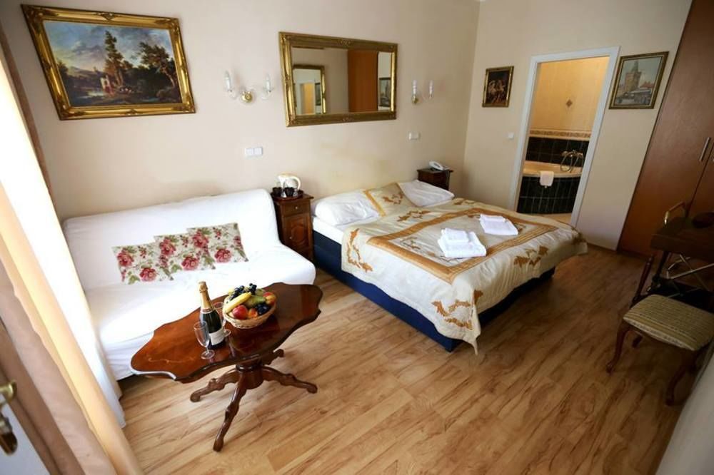 Hotel Donatello Prága Kültér fotó